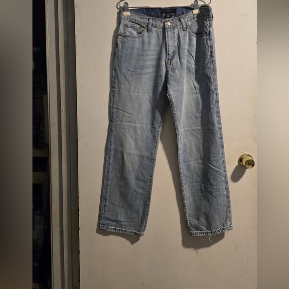 Aeropostale Light Blue Straight Leg Jeans - Picture 2 of 15